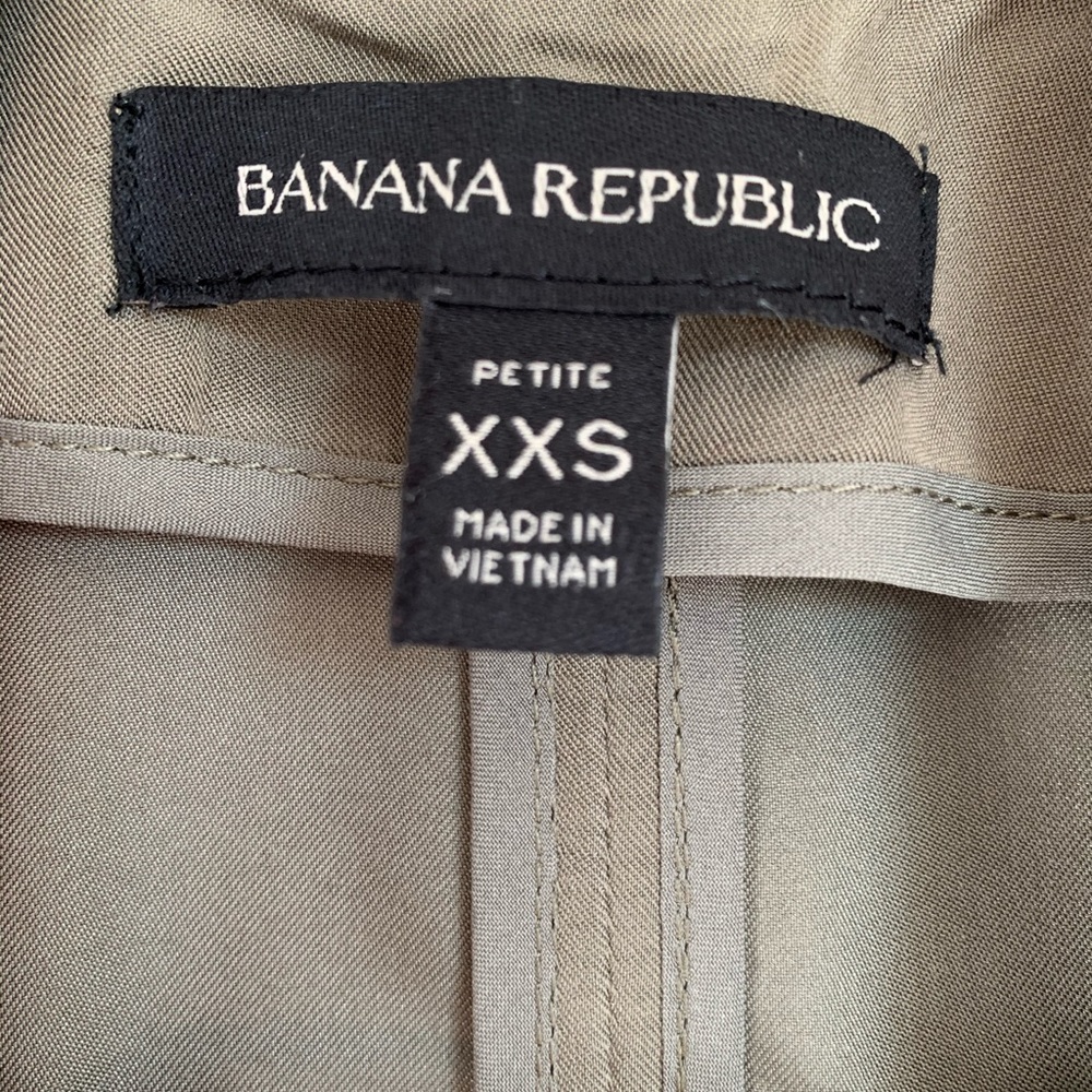 Banana Republic Utility Top - Picture 2 of 12